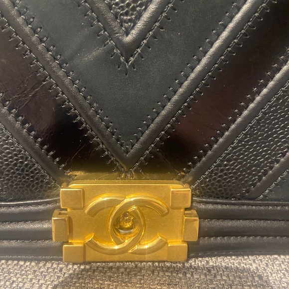 Authentic Chanel Mix Chevron boy bag medium - Picture 3 of 10